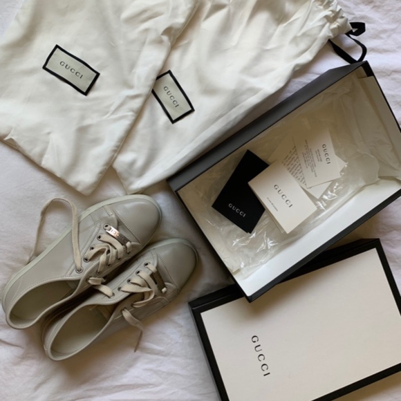 Gucci 100% genuine leather beige sneakers